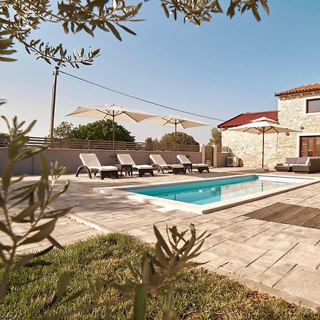 Haus Mila Βίλα Pavicini Εξωτερικό φωτογραφία
